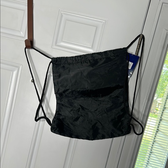 Champion Black Drawstring On the Go Bag with Logo NWT - Picture 10 of 10